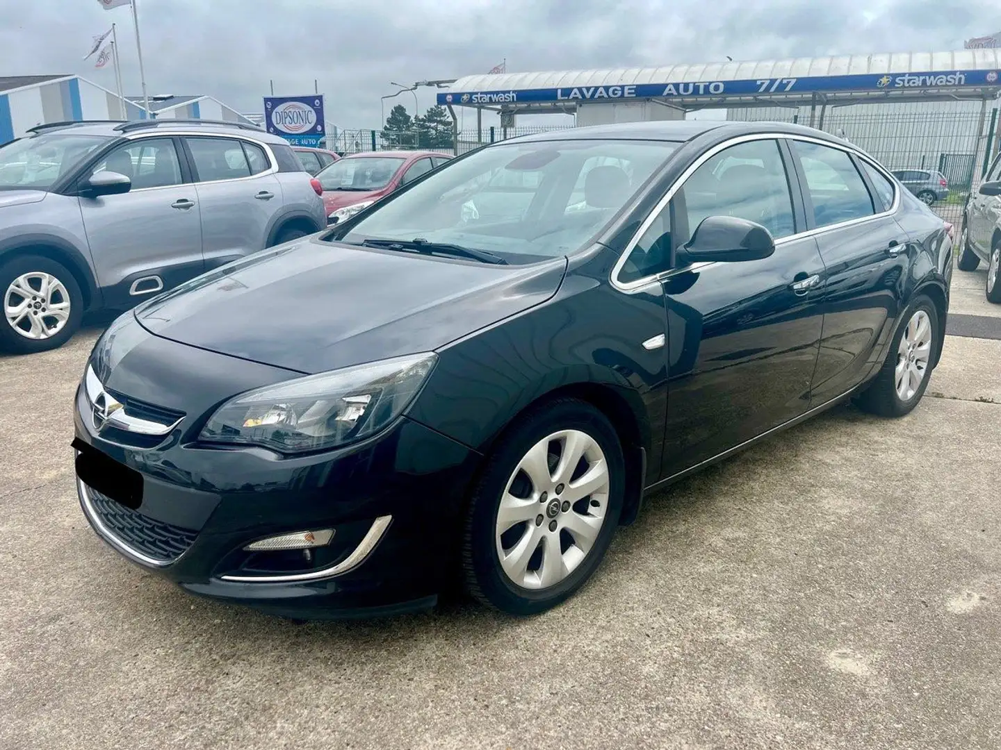 Opel Astra 1.7 CDTI 131CH COSMO PACK Zwart - 1