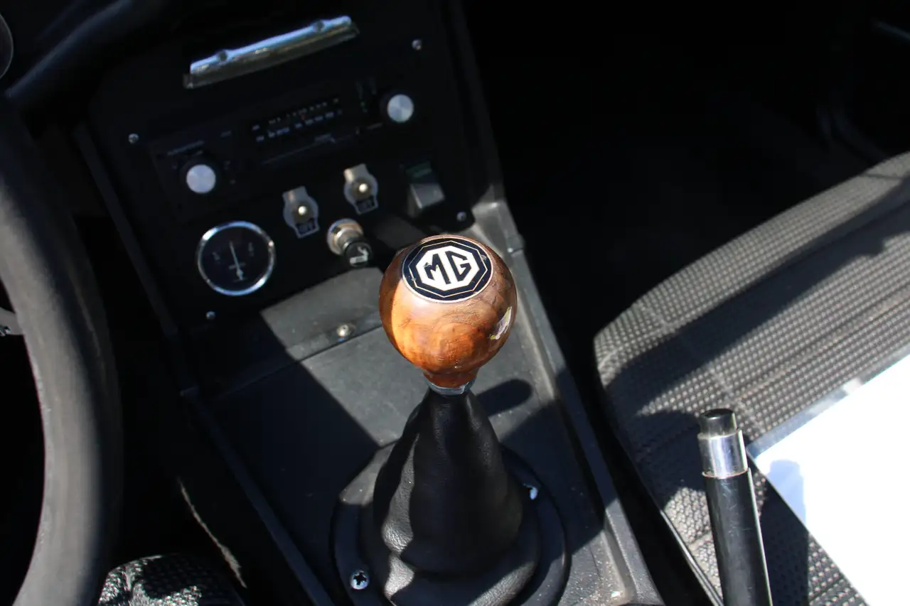 MG MGB 1.8 Benzine 97 PK *TOP-OLDTIMER*, foto 11