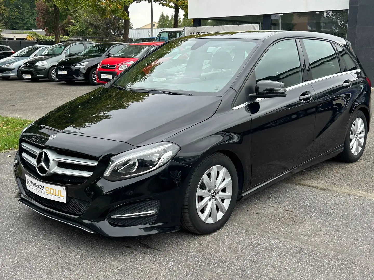 Mercedes-Benz B 180 B180 D, 2018, 133.940km, Automaat, Full., Garantie Noir - 1