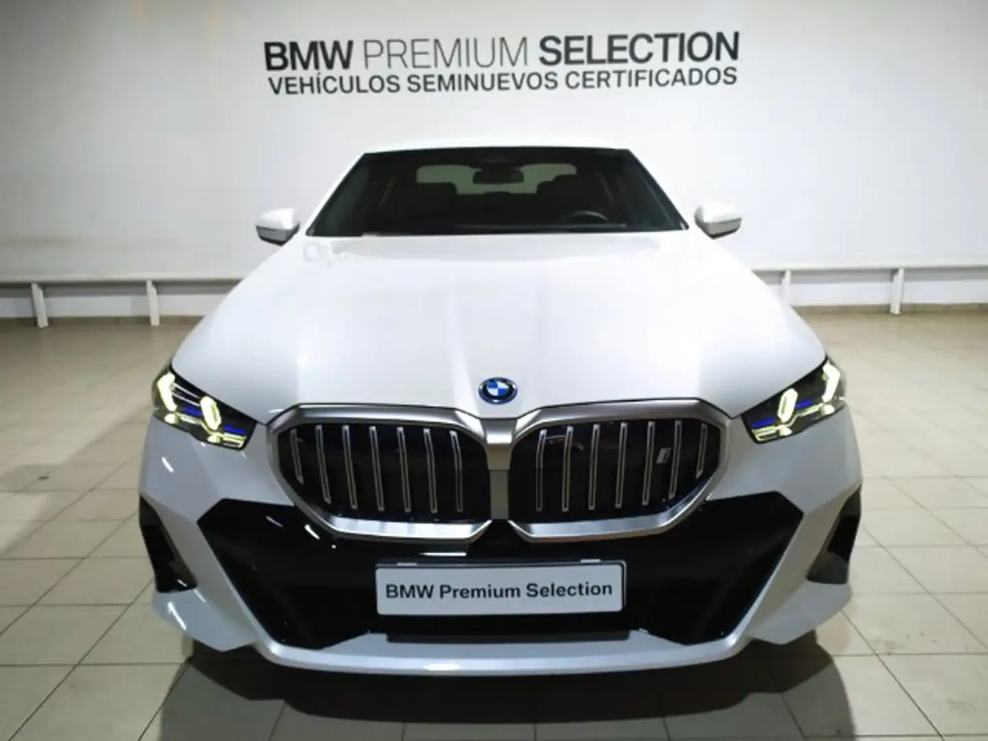 BMW i5 eDrive40 Blanco - 2
