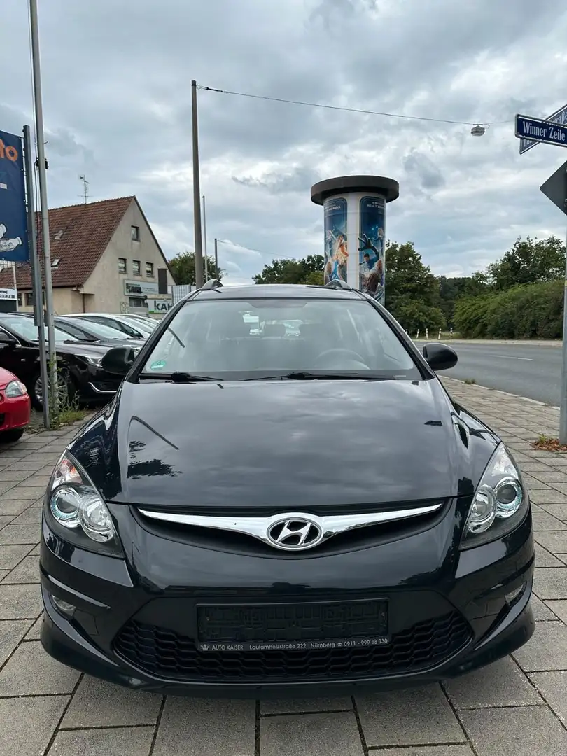 Hyundai i30 CW 1.4 Comfort 1 HAND/KLIMA/USB - 2