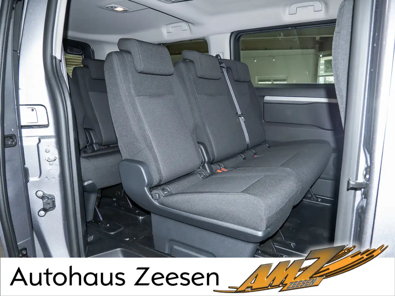 Citroen Spacetourer Plus XL 2.2 180 EAT8 KAMERA PDC 4