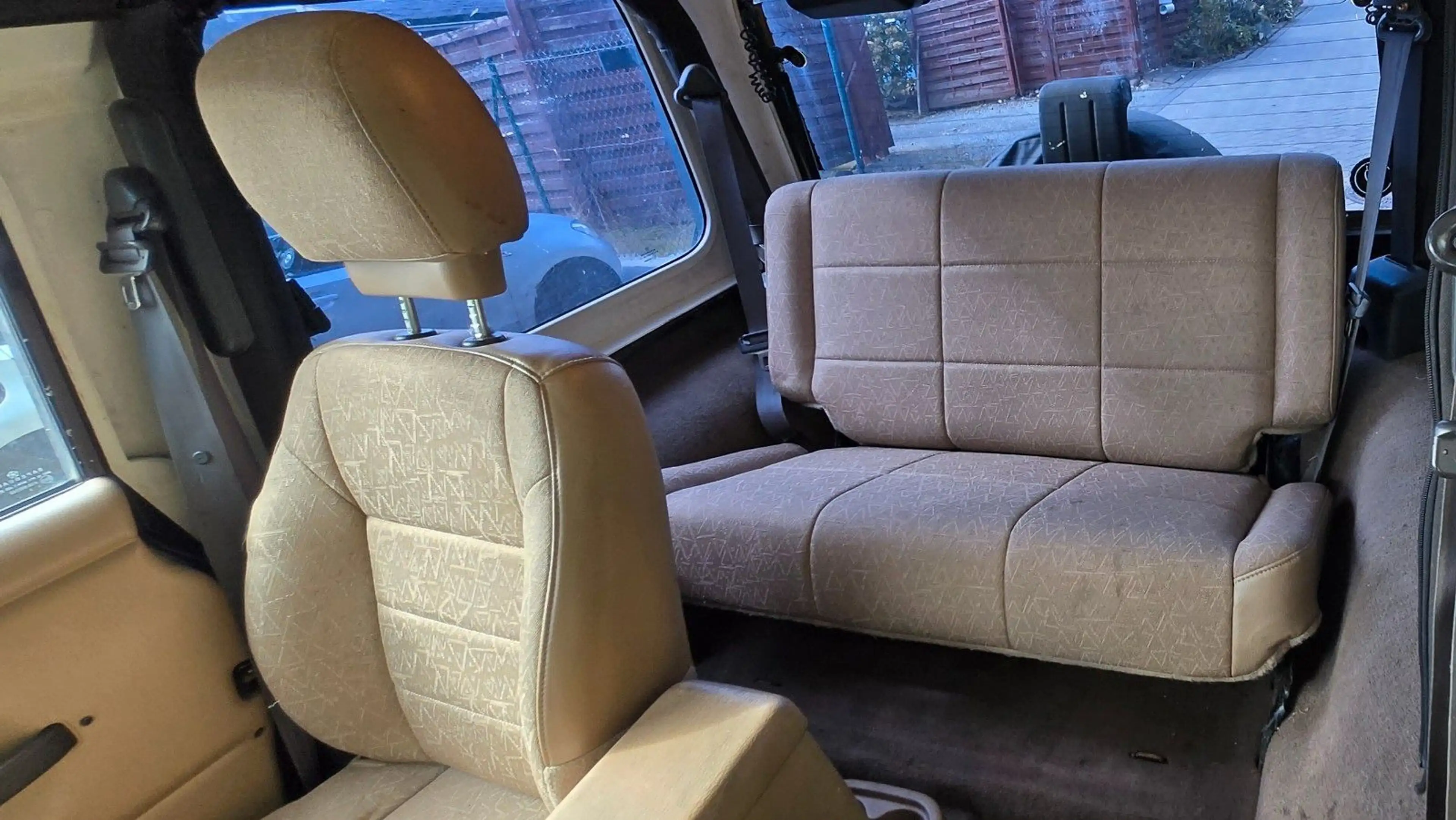 Jeep Wrangler 4.0 Laredo Hardtop — photo 9