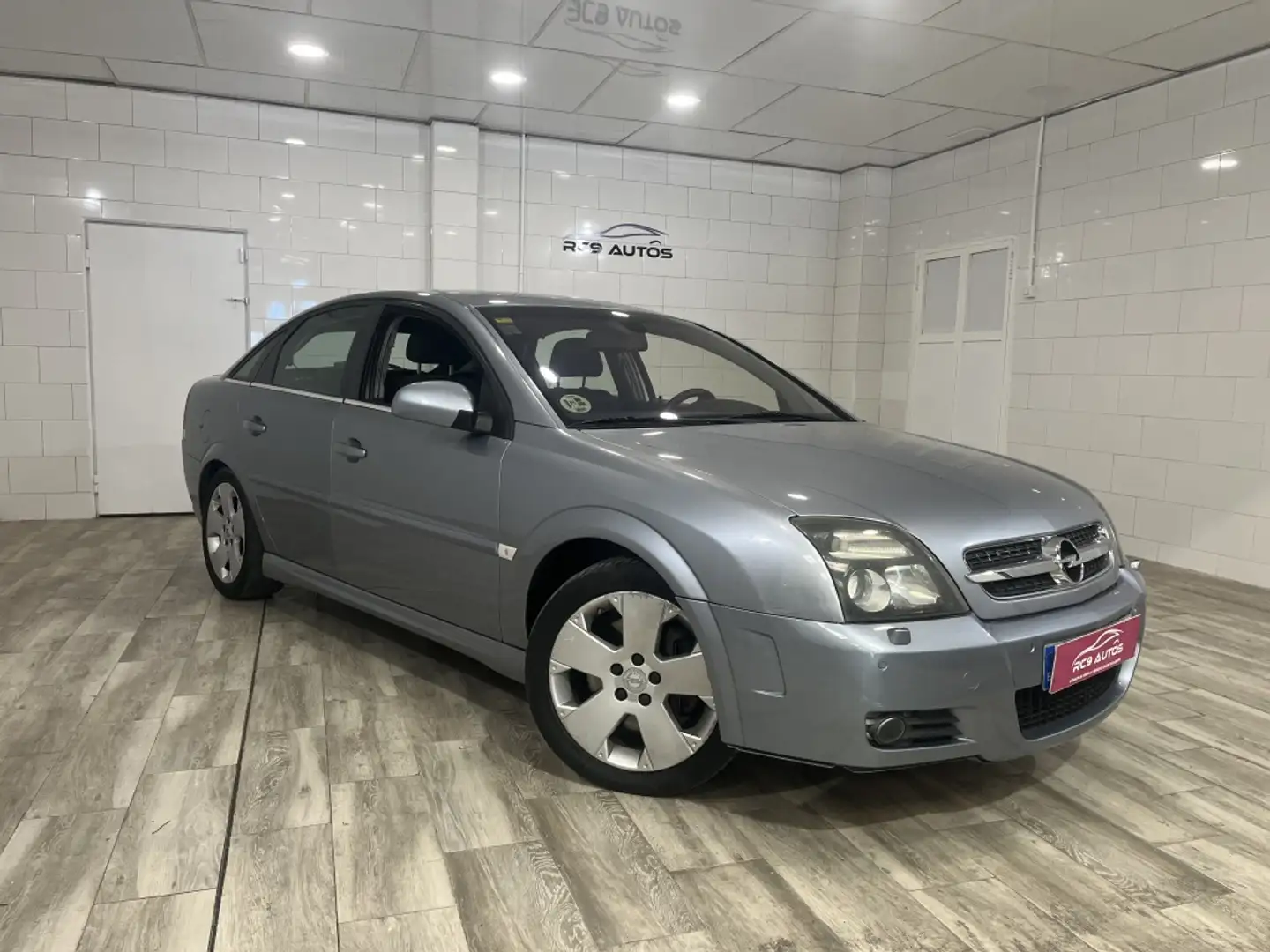 Opel Vectra 3.2 V6 24v GTS Elegance AS Gris - 1