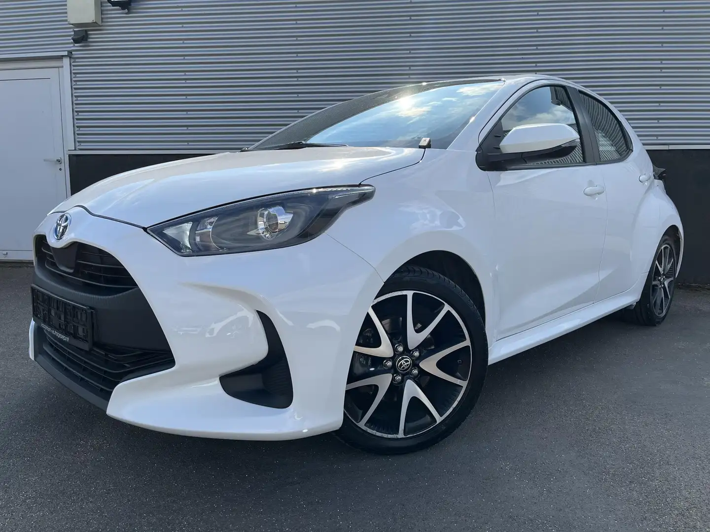 Toyota Yaris 1.5 Hybrid Dynamic Style Apple Carplay en/of Andro Bianco - 2