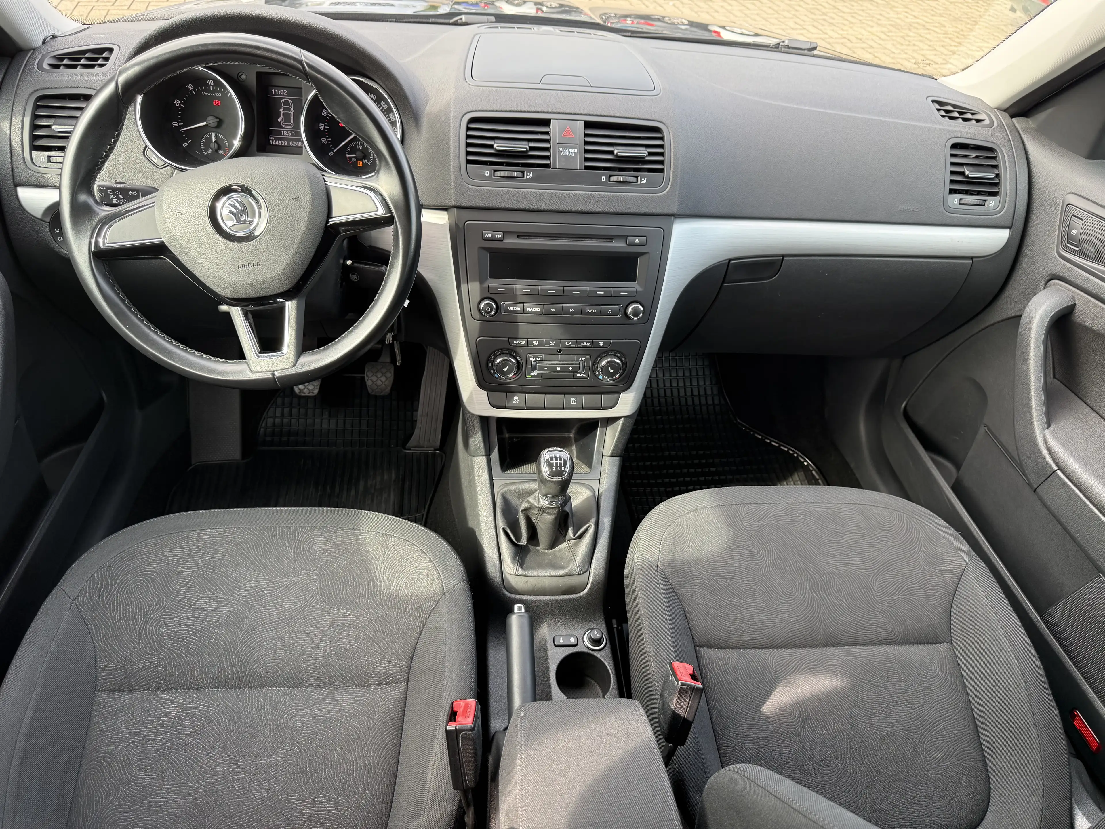 Skoda Yeti Ambition/AHK... — photo 11
