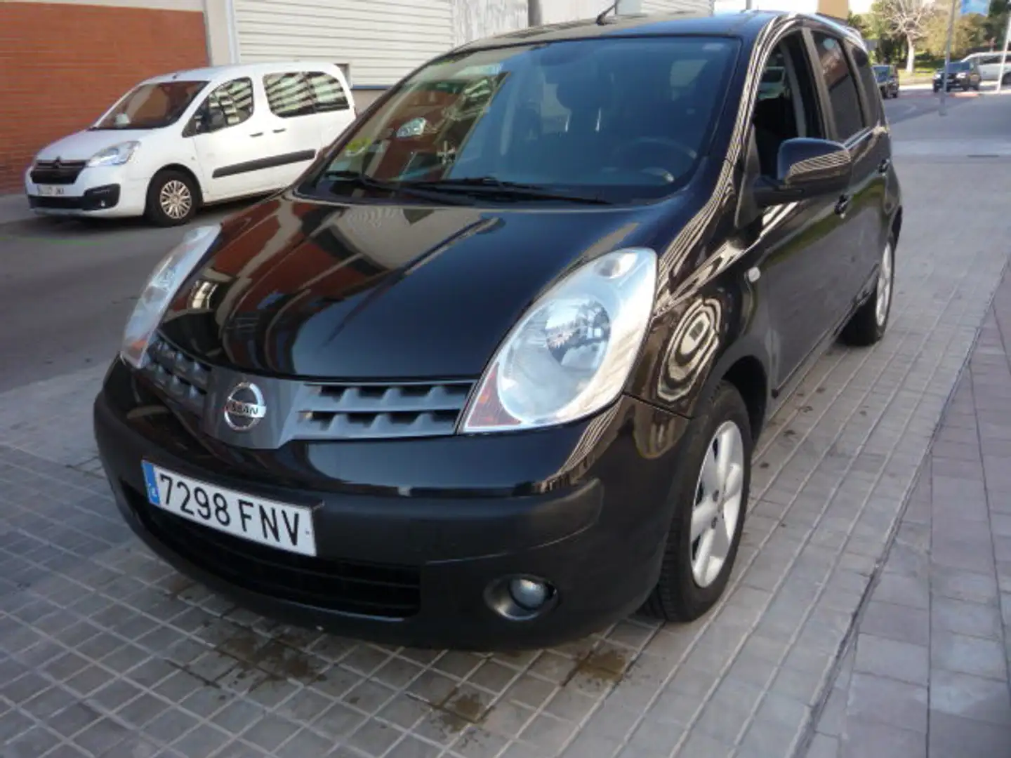 Nissan Note 1.5dCi Tekna Negro - 1