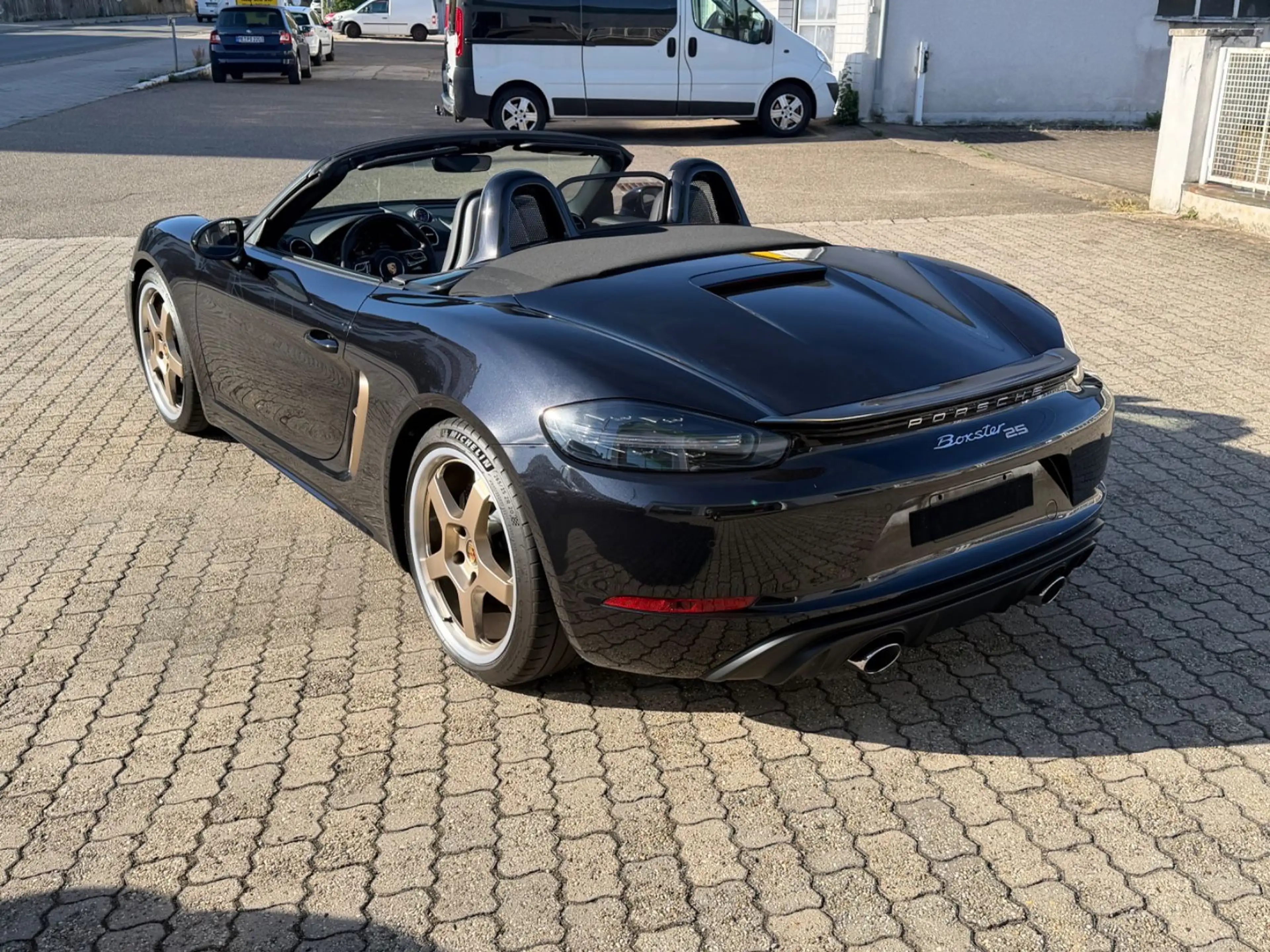 Porsche Boxster 718 GTS — photo 8