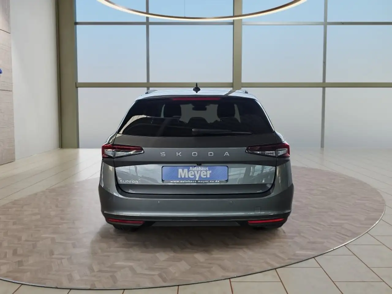 Skoda Superb Combi 2,0TDI DSG Navi/DCC/ACC/Kamera/Sitzhz., миниатюра 5