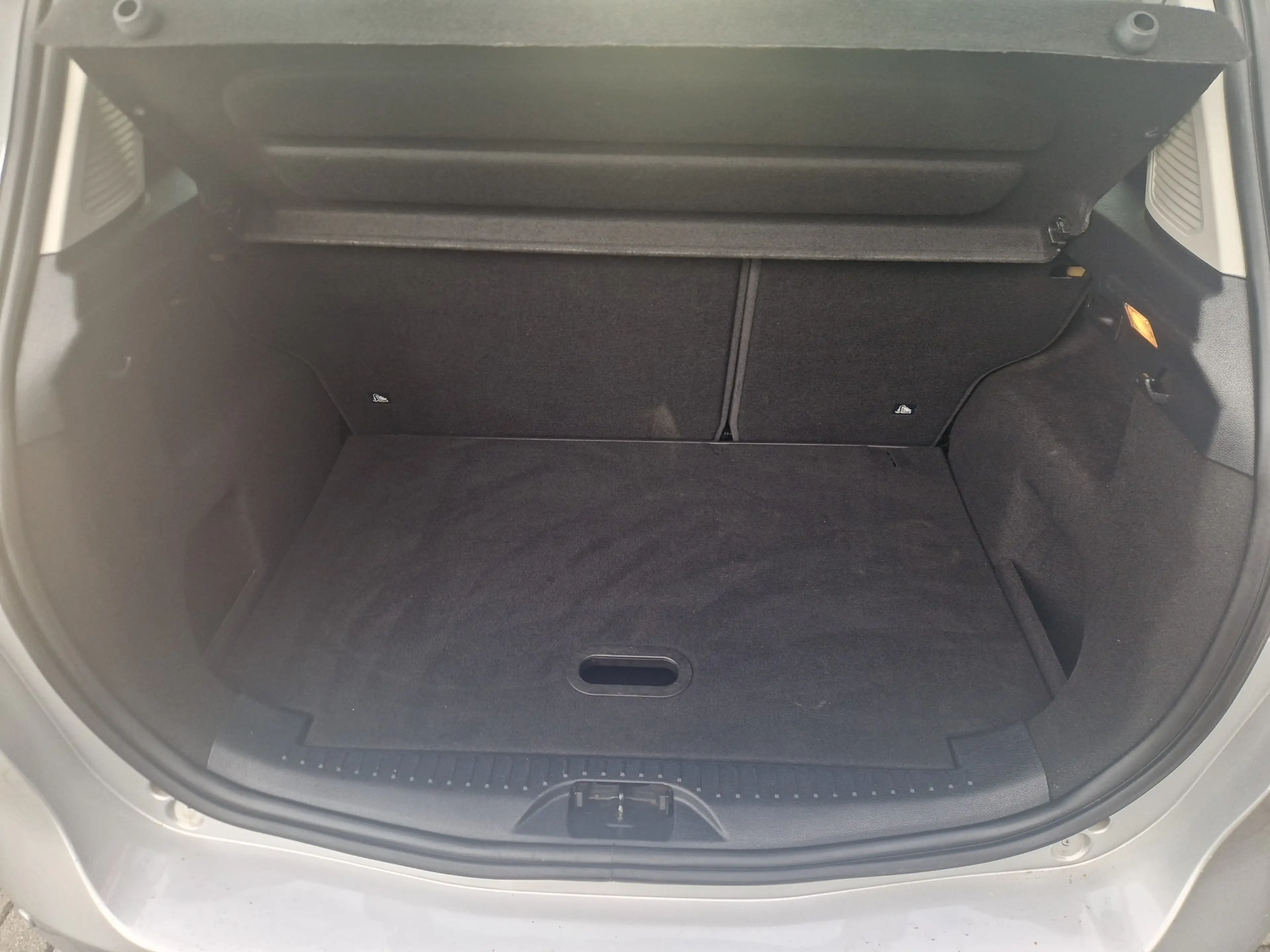 Ford B-Max B-MAX 1.6 Automatik -- Navigation+Klima+Multi-Leder-Lenk+PDC -- — photo 10