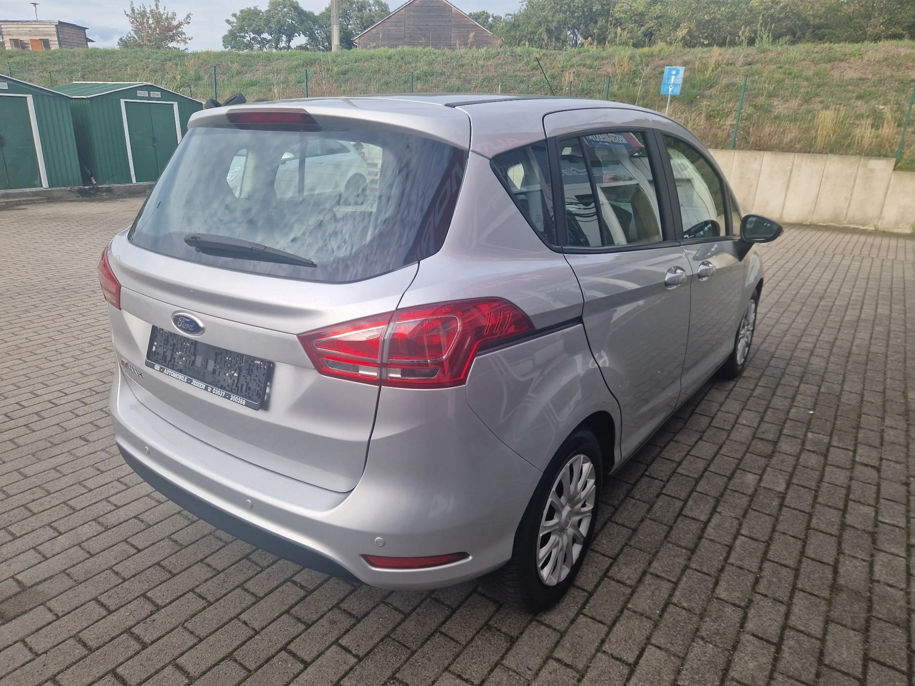 Ford B-Max B-MAX 1.6 Automatik -- Navigation+Klima+Multi-Leder-Lenk+PDC -- — photo 3