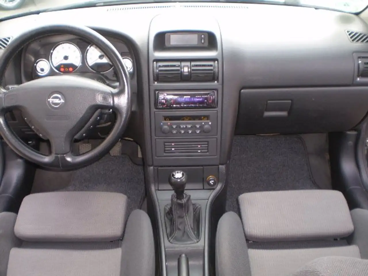 Opel Astra 1.6 Selection Comfort, foto 2