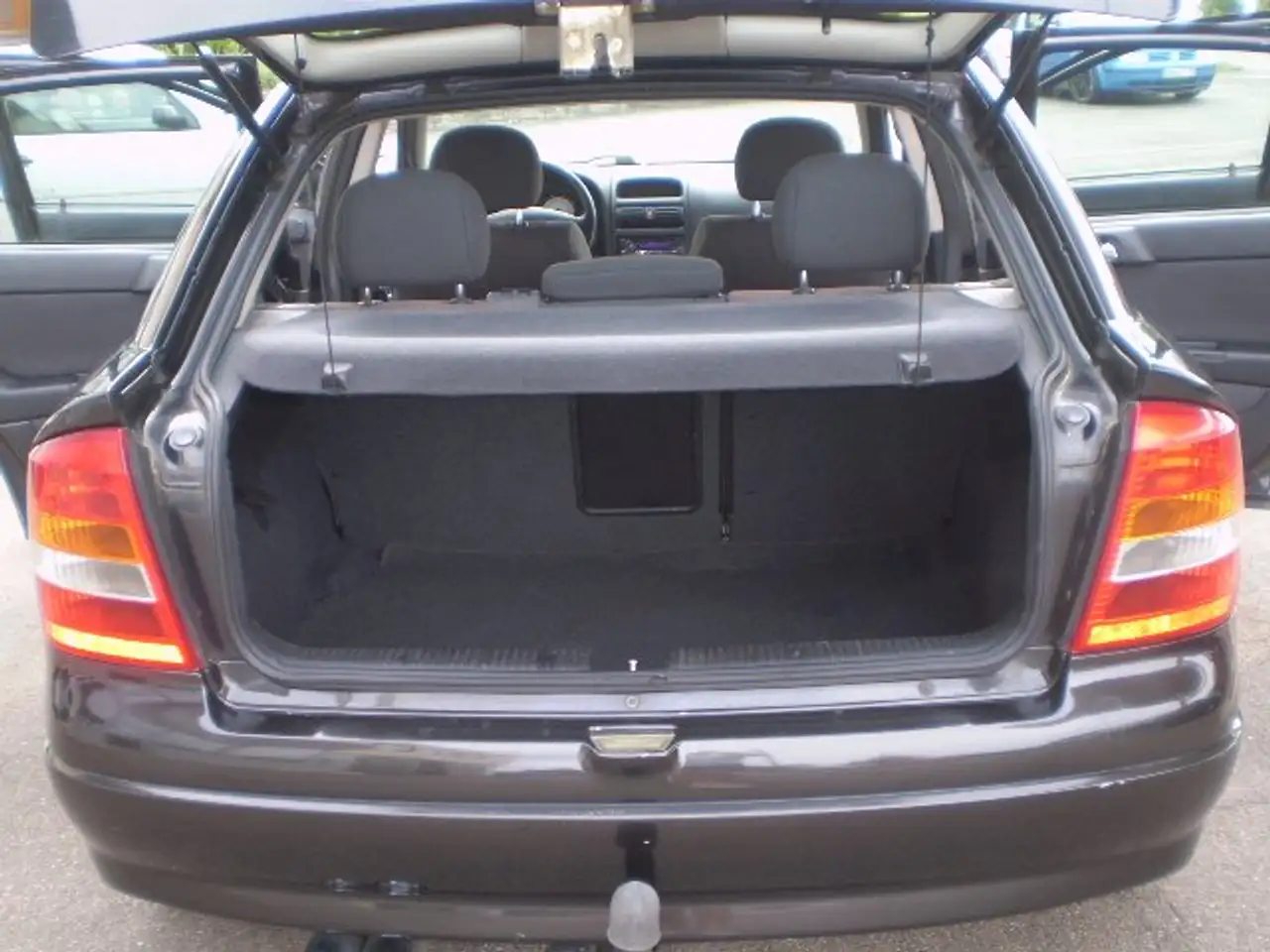Opel Astra 1.6 Selection Comfort, foto 12