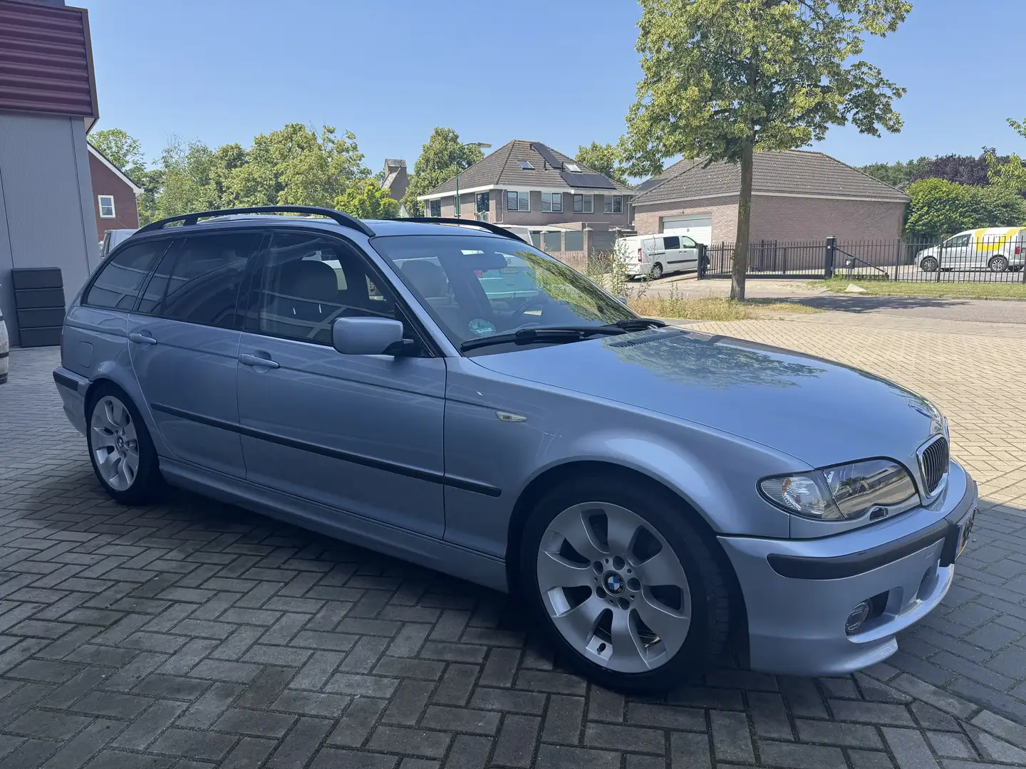 BMW 330 330i Gris - 2