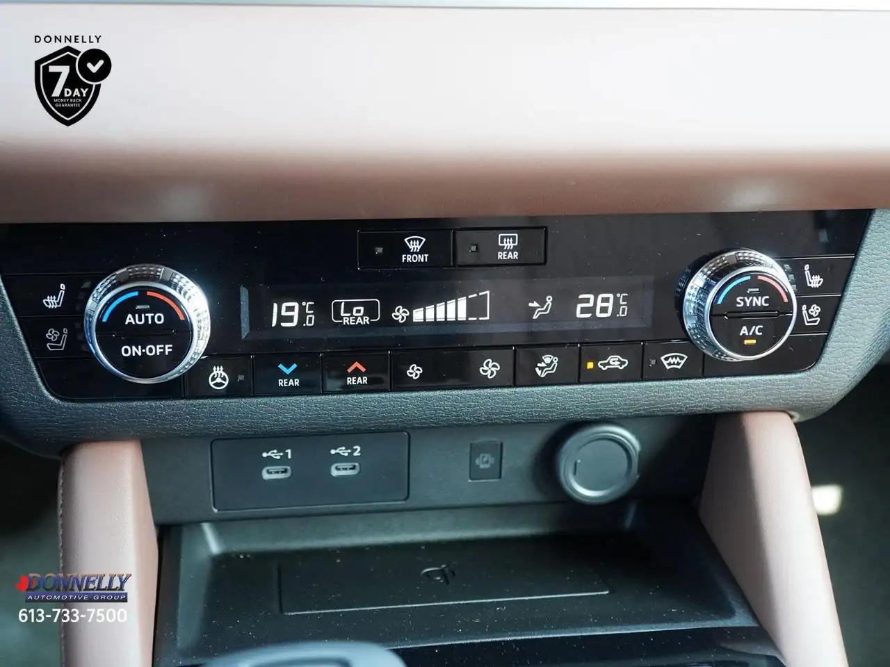 Mitsubishi Outlander снимка Mitsubishi Outlander