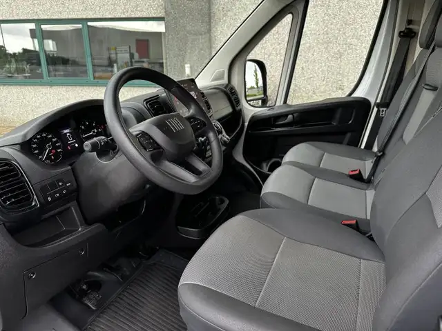Fiat Ducato view 8