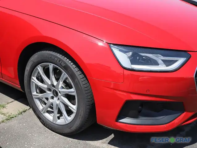 Audi A4 view 5