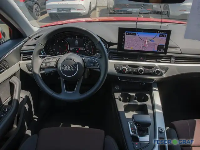 Audi A4 view 10