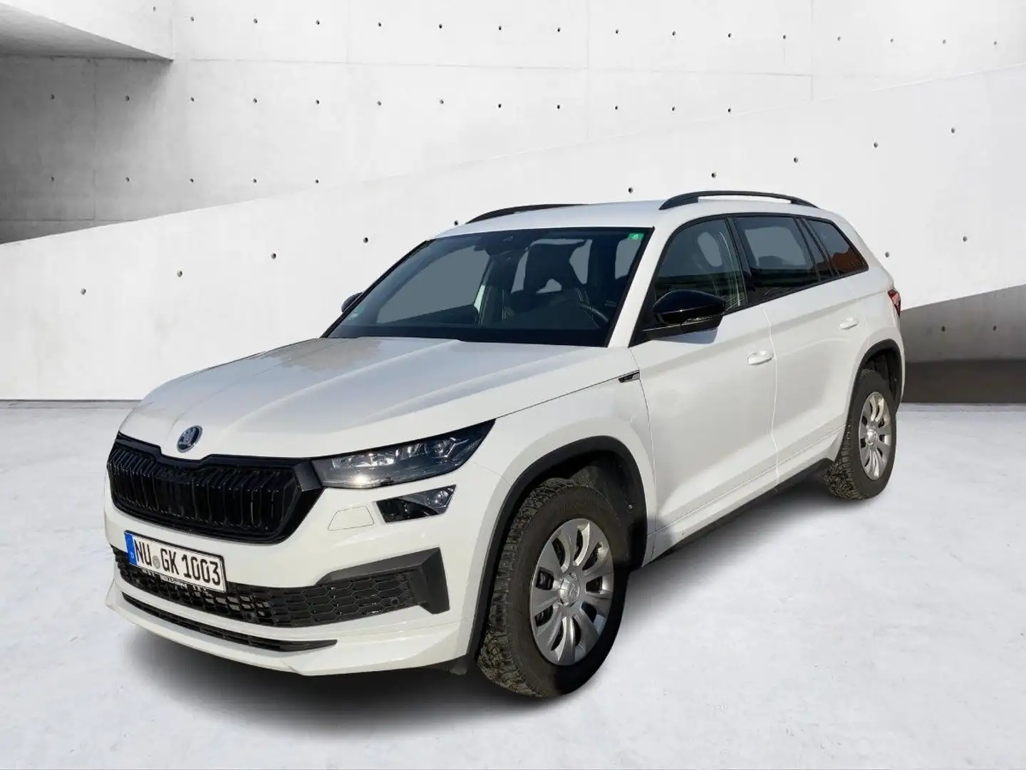 Skoda Kodiaq Sportline 2.0 TDI DSG 4x4 MATRIX NAV KAM Weiß - 2