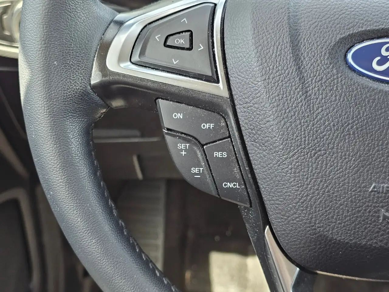 Ford Edge photo Ford Edge