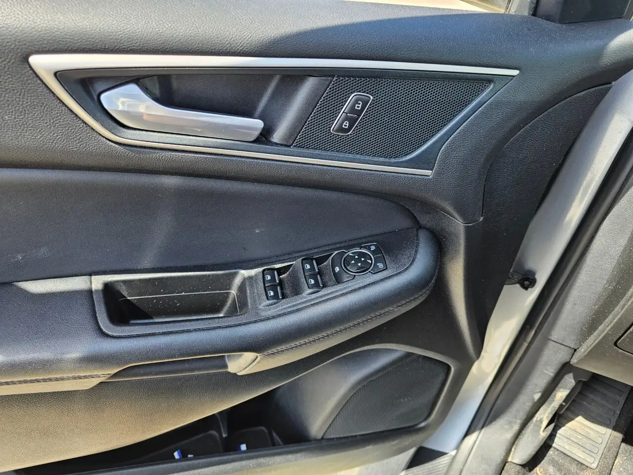 Ford Edge photo Ford Edge