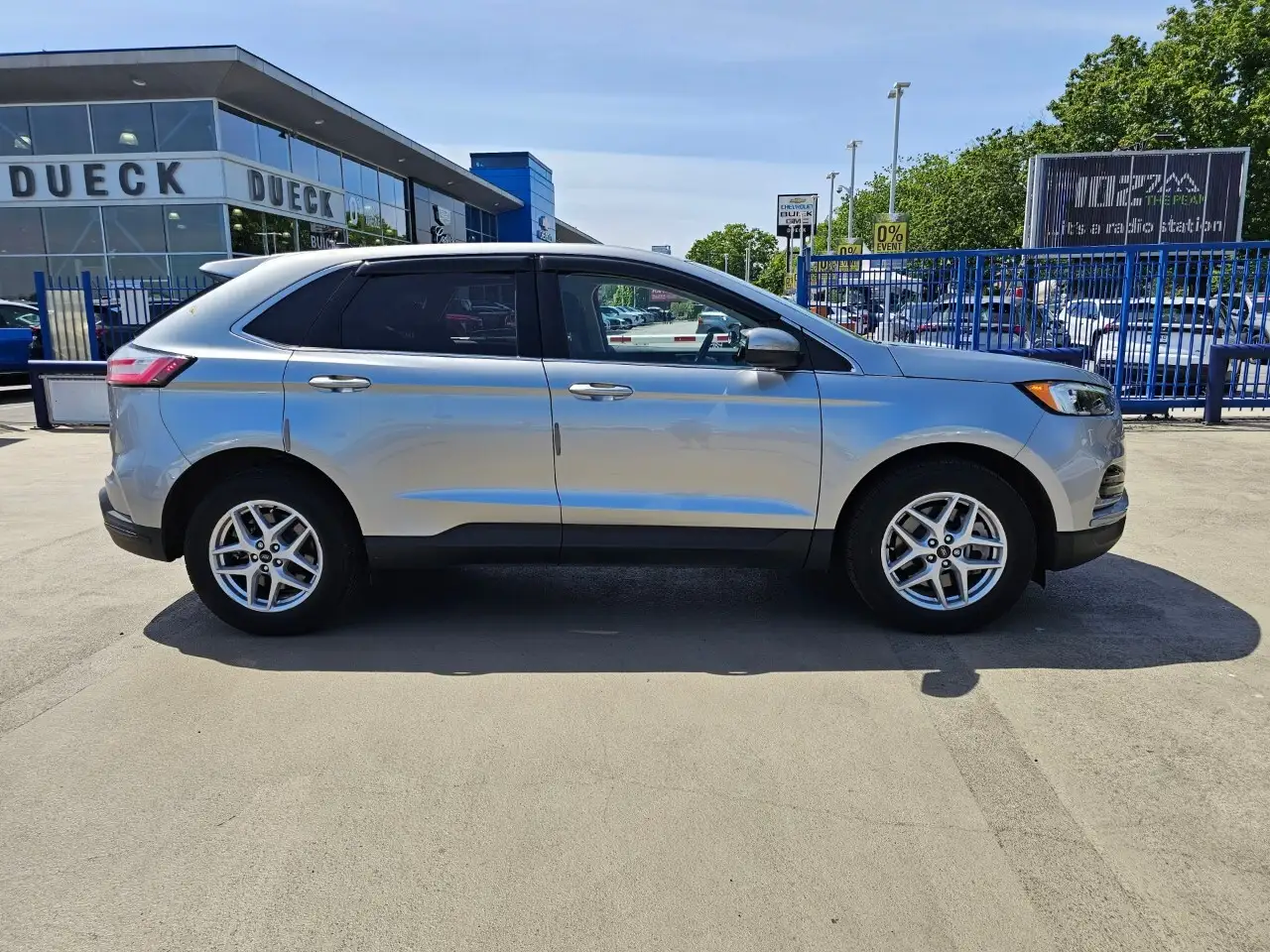 Ford Edge photo Ford Edge