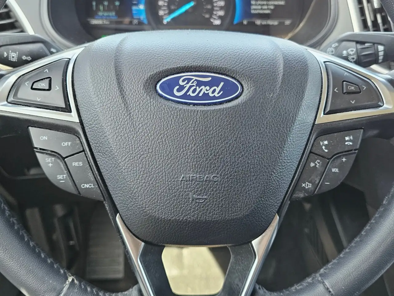 Ford Edge photo Ford Edge