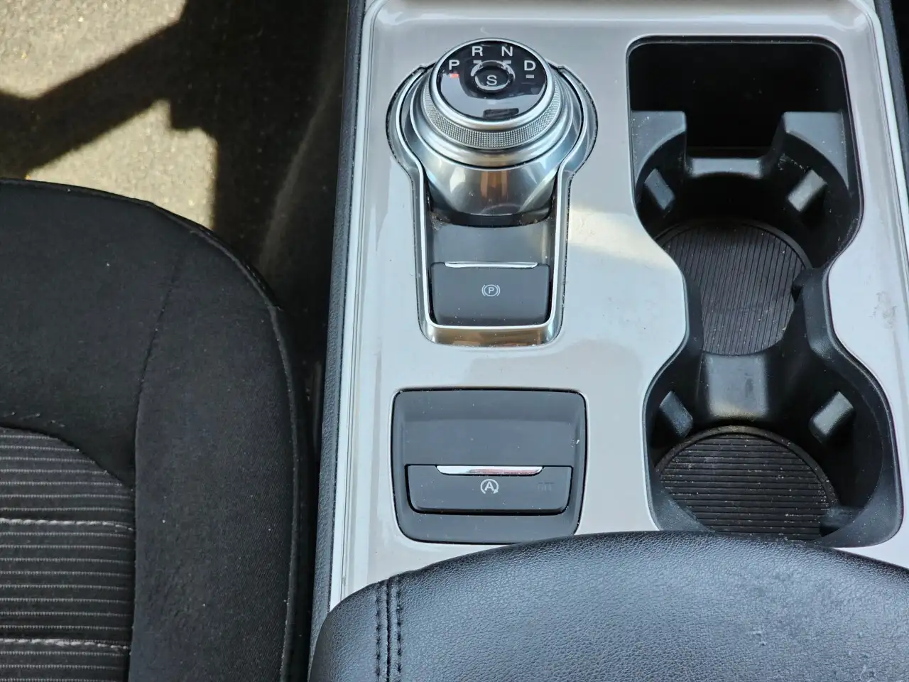 Ford Edge photo Ford Edge