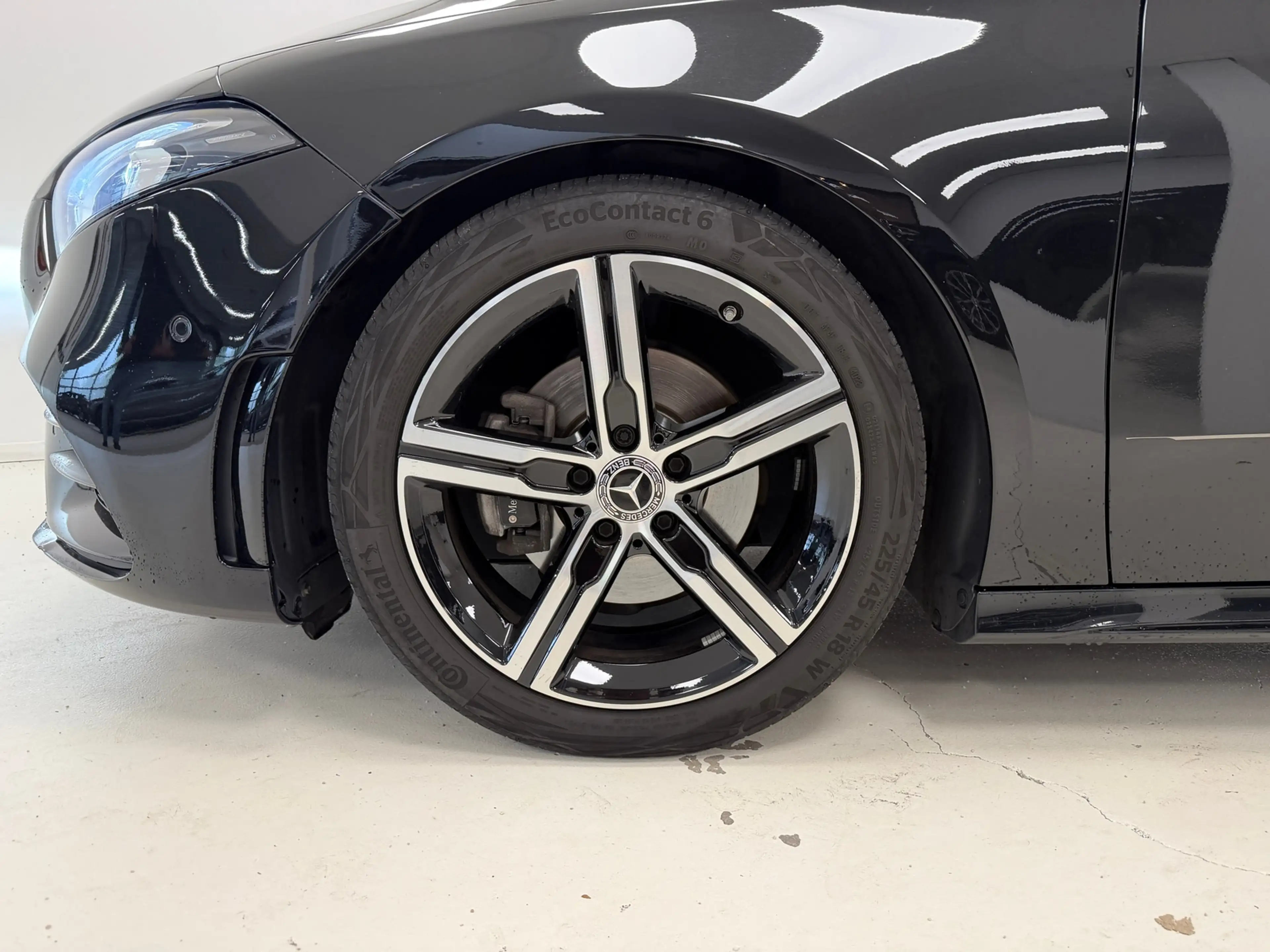 Mercedes-Benz A 180 AMG Line Night | Panoramadak | Widescreen | Camera — photo 3