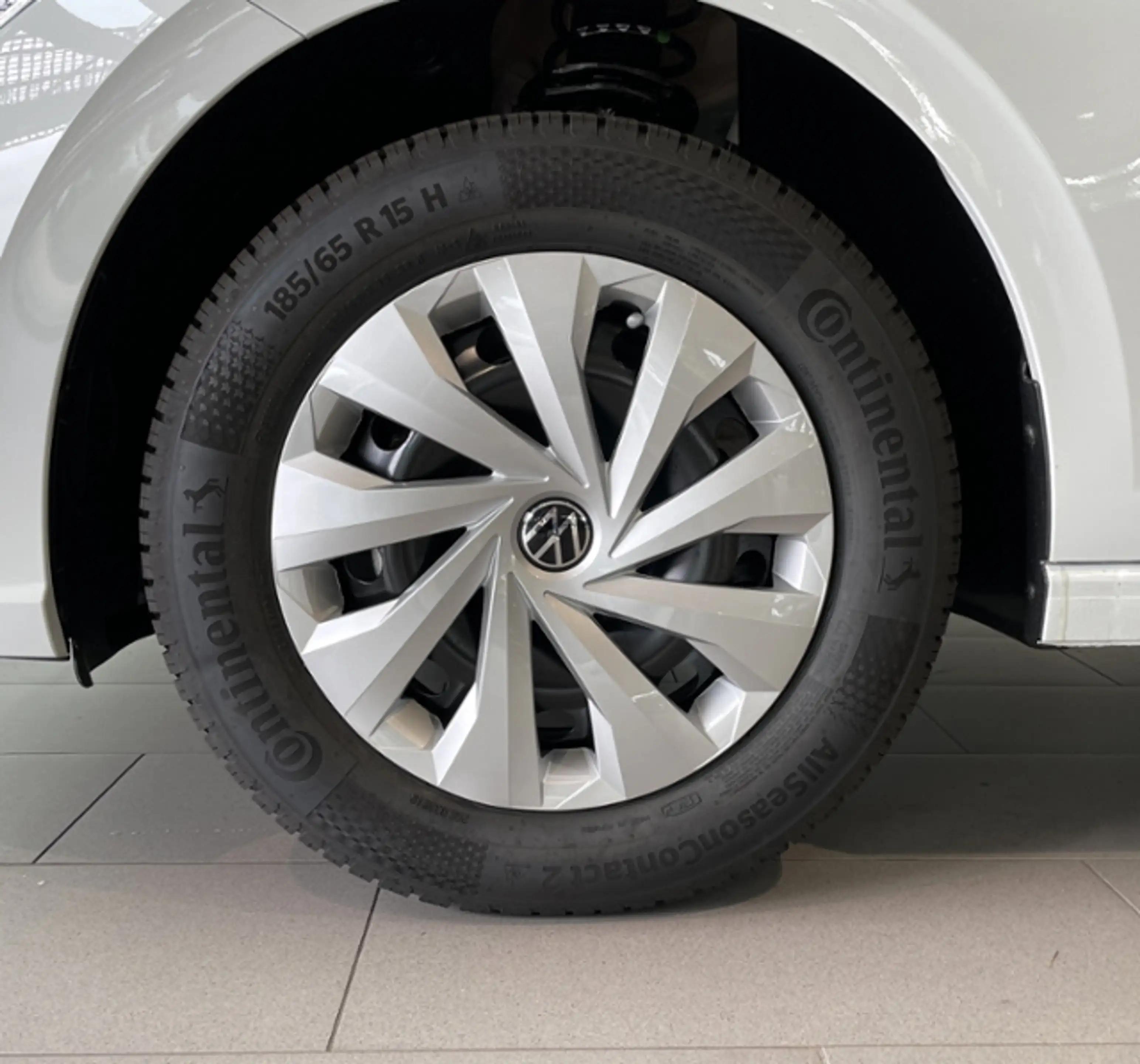 Volkswagen Polo 1.0 Life +ALLWETTER+KLIMA+ — photo 3