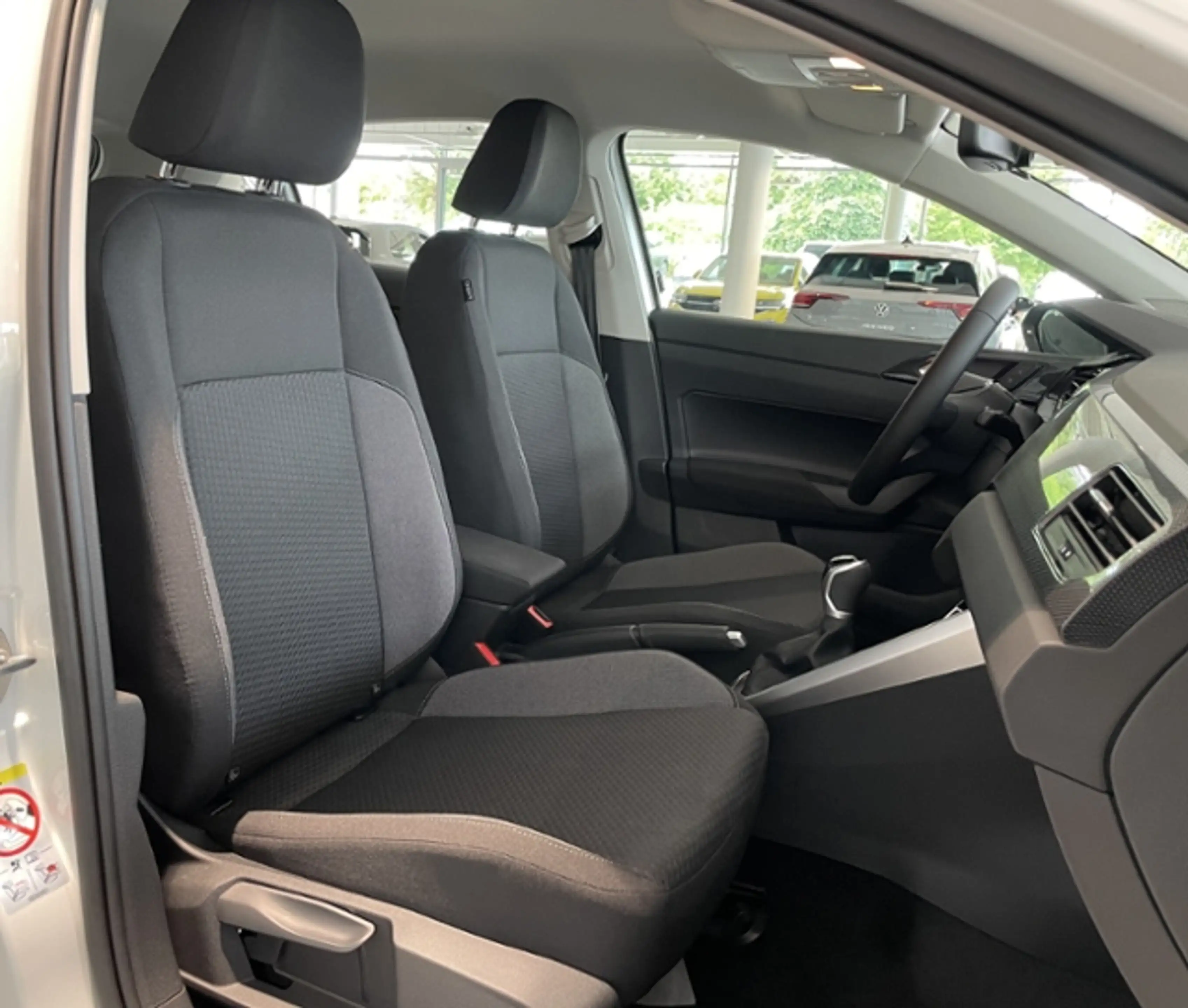 Volkswagen Polo 1.0 Life +ALLWETTER+KLIMA+ — photo 7