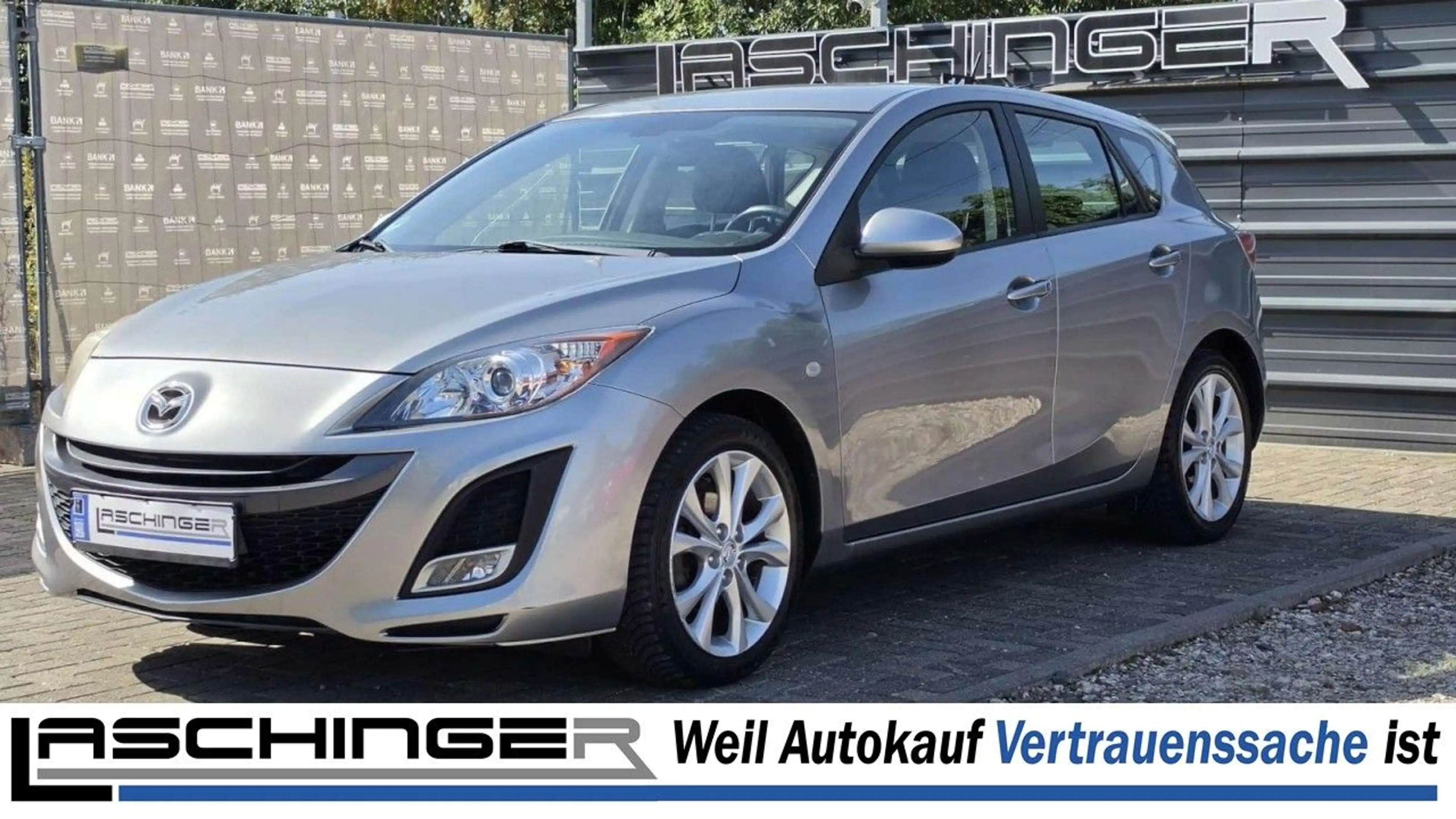 Mazda 3 1.6 MZR 90th Anniversary PDC SHZ TEMPOM KLIMA