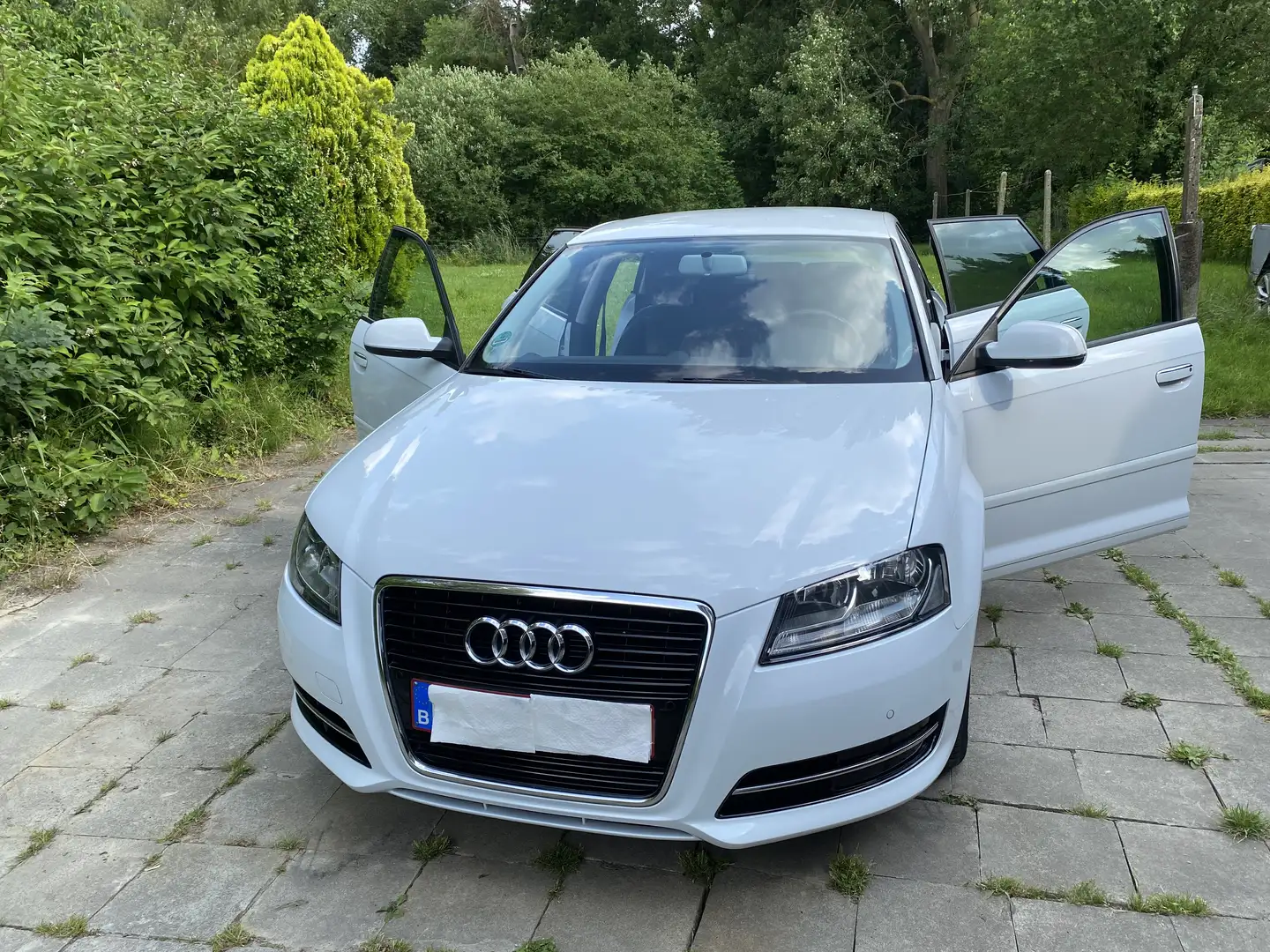 Audi A3 Sportback Blanc - 2