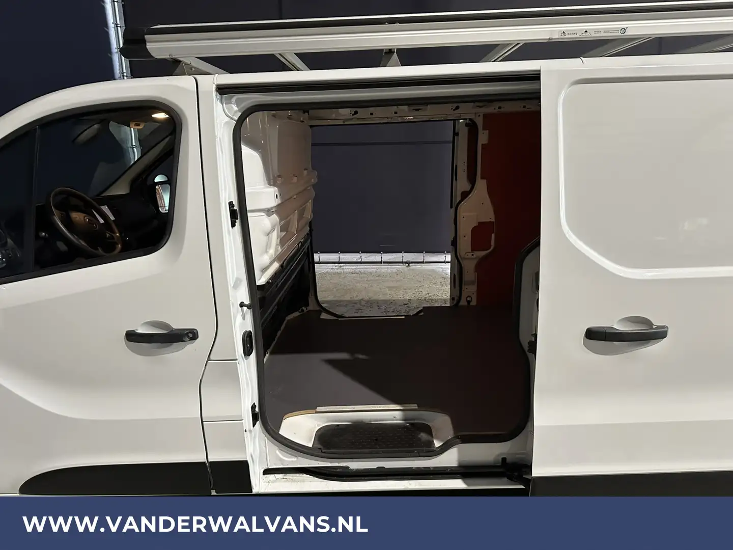 Opel Vivaro 1.6 CDTI 126pk L2H1 Euro6 Airco | 2x Zijdeur | Imp Wit - 2