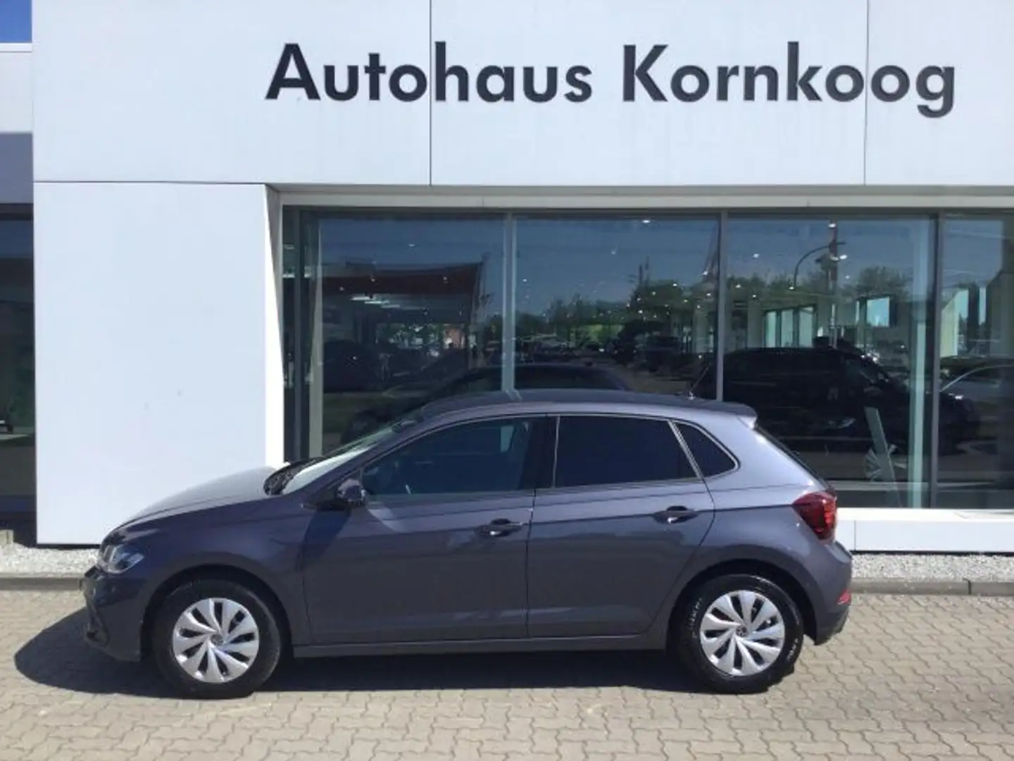 Volkswagen Polo 1.0 TSI Life IQ.Drive App LED Bluetooth Klima Grigio - 1
