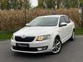 Skoda Octavia 1.6 TDI 110CH GREEN TEC EDITION * 2017 * GPS * GARANTIE Blanc - thumbnail 1