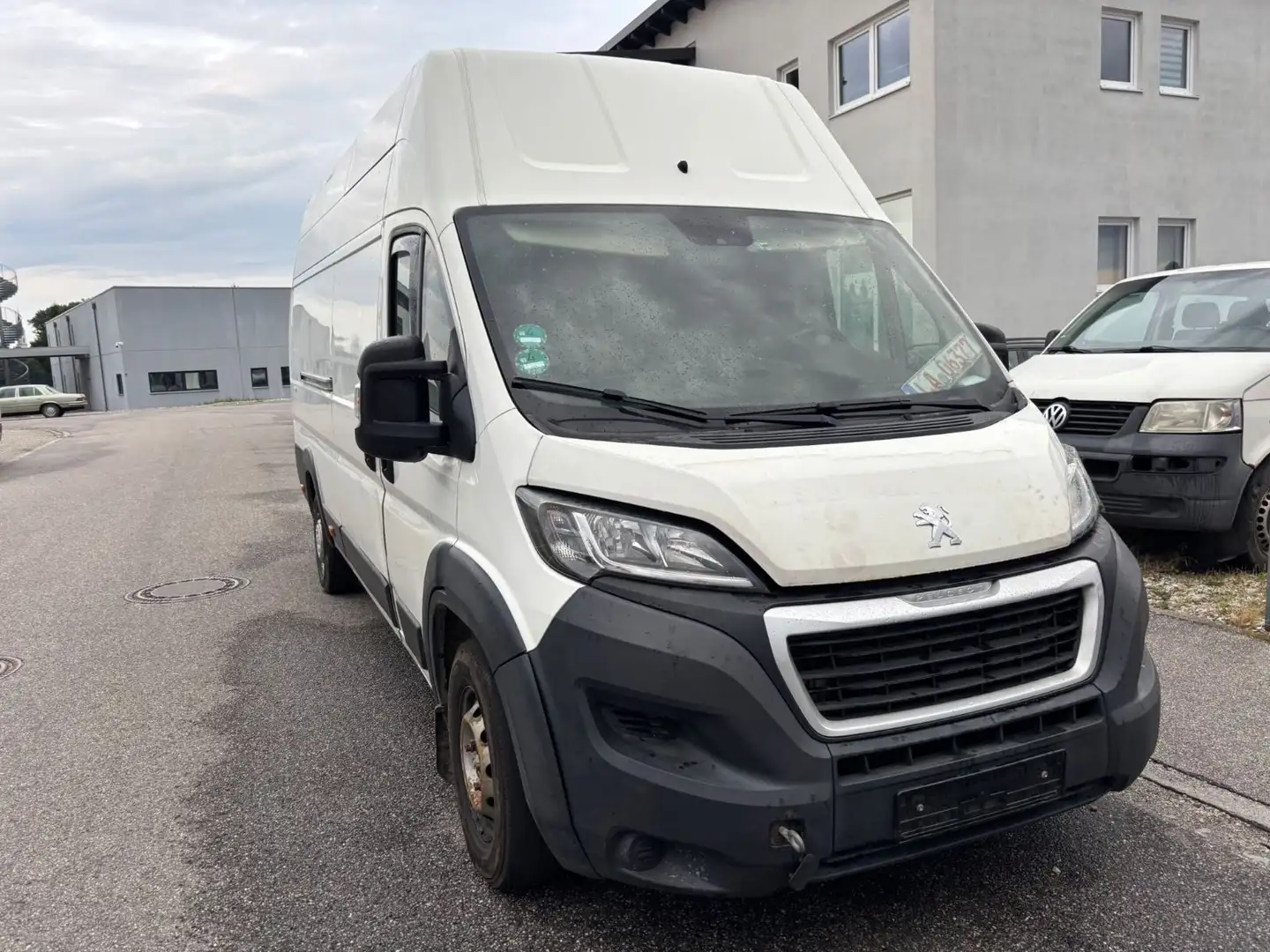 Peugeot Boxer Kasten Grossraum 435 L4H3 Premium BlueHDi Weiß - 2