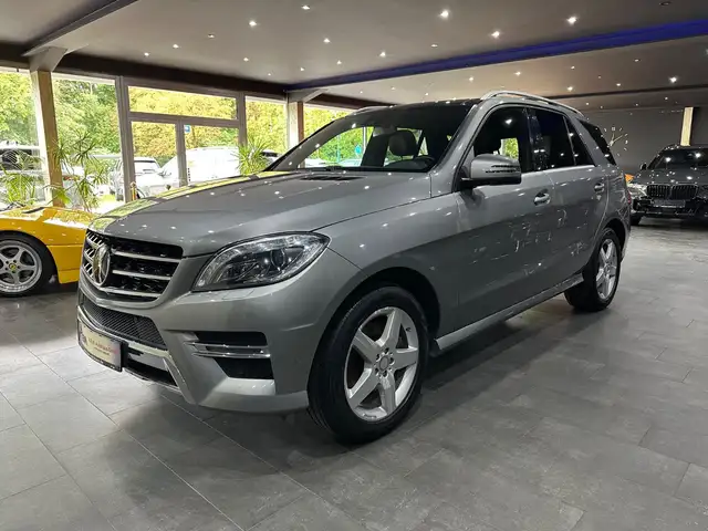 Mercedes-Benz M-Klasse