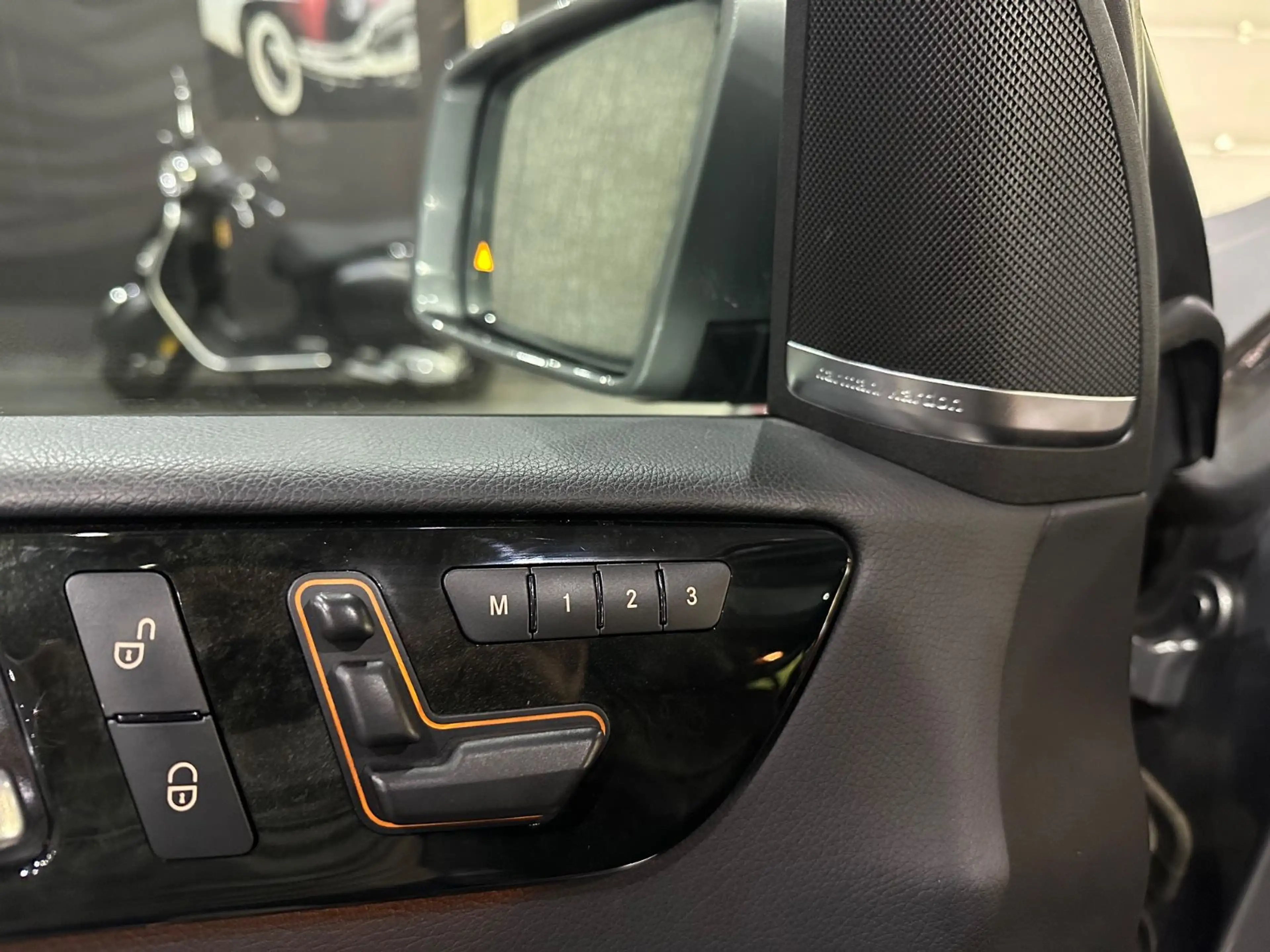 Mercedes-Benz ML 350 BlueTec 4Matic AMG Paket / Panorama/ EUR6 — photo 10