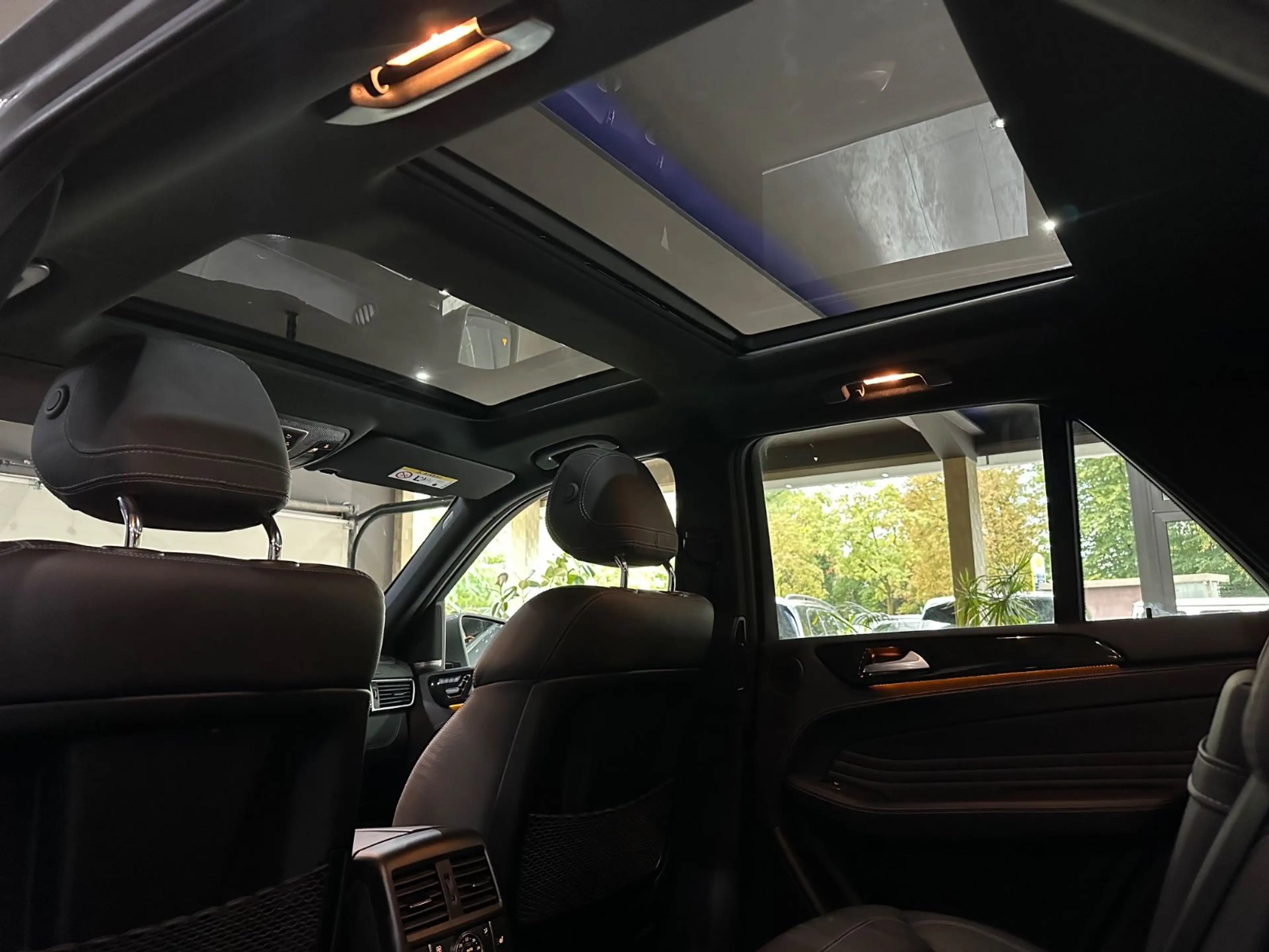 Mercedes-Benz ML 350 BlueTec 4Matic AMG Paket / Panorama/ EUR6 — photo 14