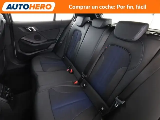 BMW 1 Series view 15