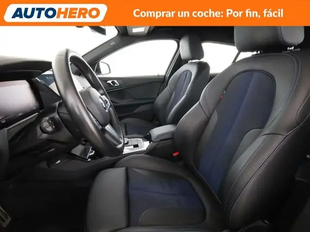 BMW 1 Series view 11