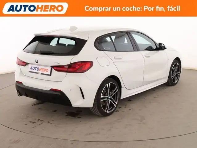 BMW 1 Series view 6