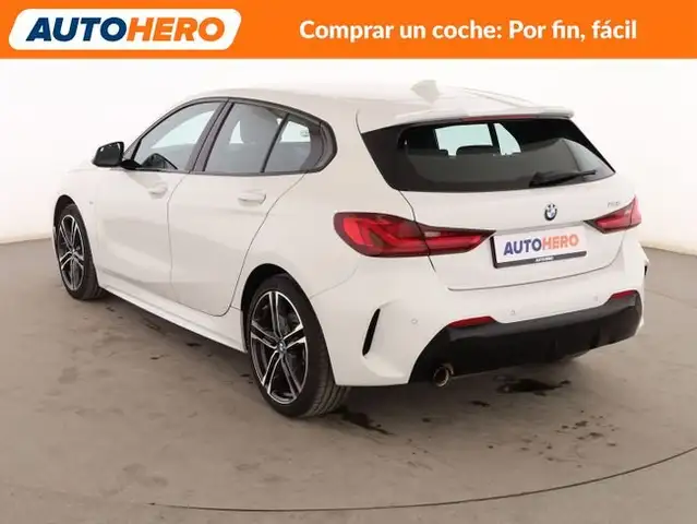 BMW 1 Series view 4
