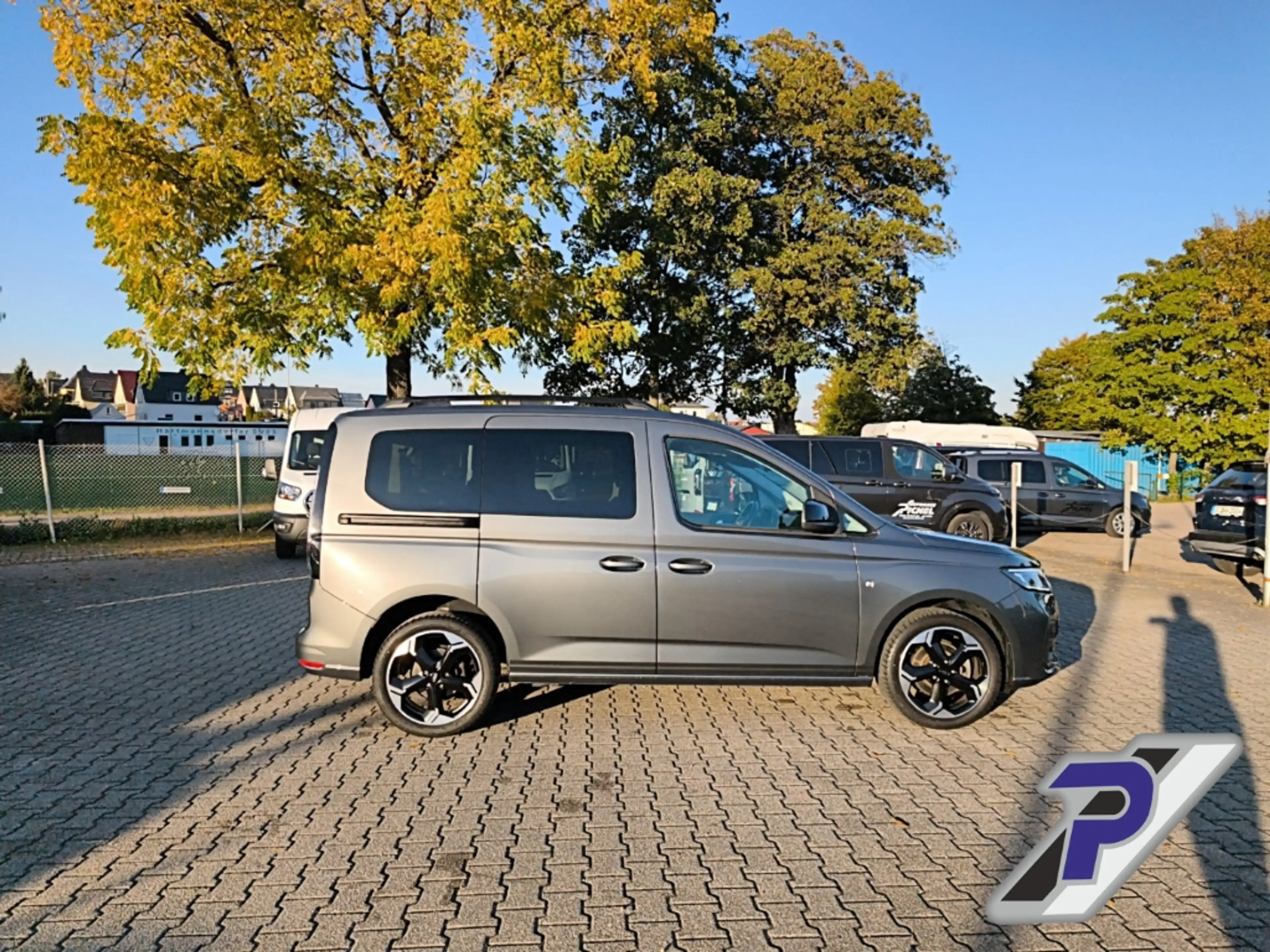 Ford Tourneo Connect L1 Sport 7-Sitzer+18ZOLL LM+WINTER-PAK+LADESTADION — photo 6
