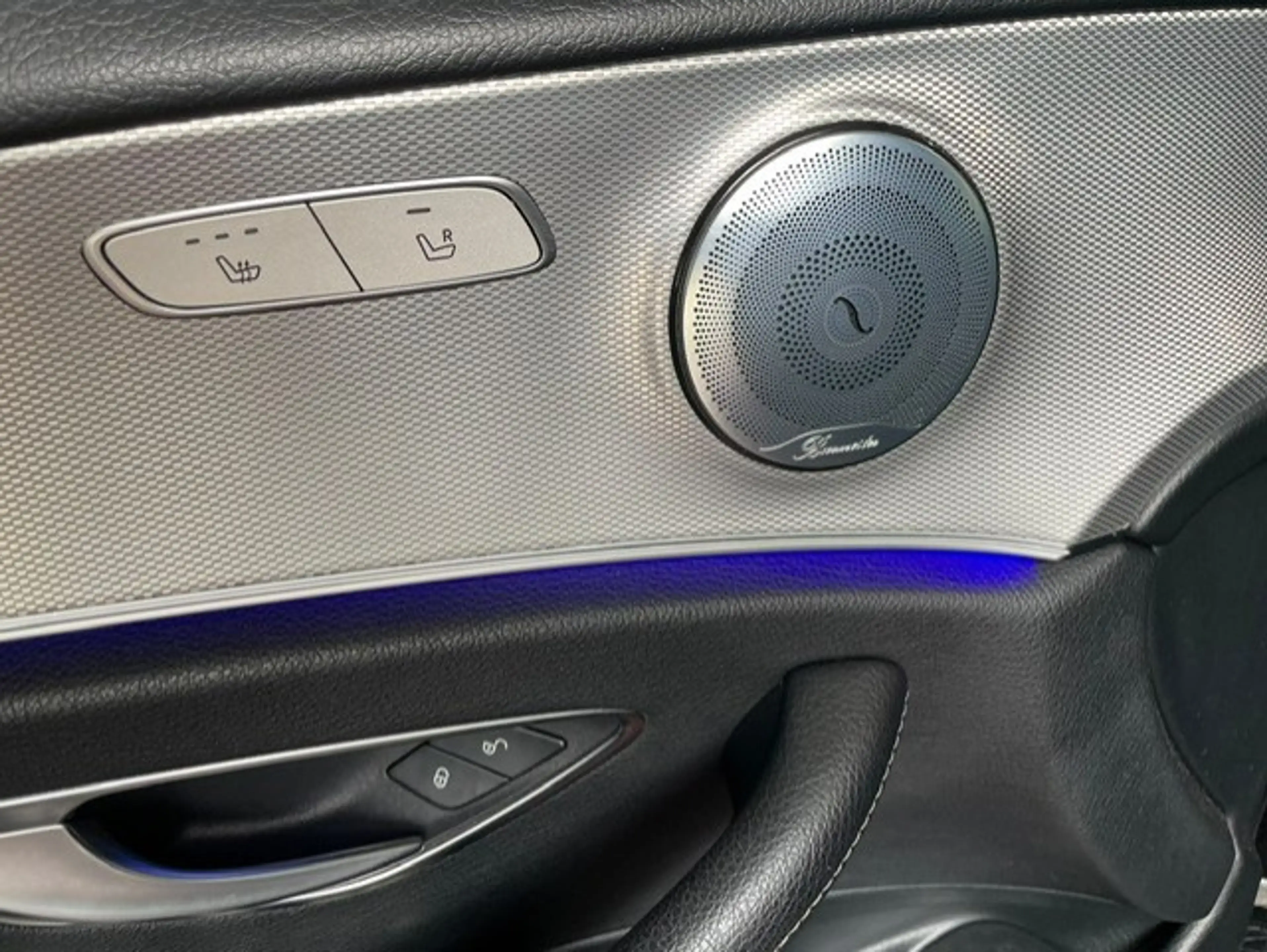 Mercedes-Benz E 200 d AMG LINE NAVI CAMERA LED WIDESCREEN — photo 10