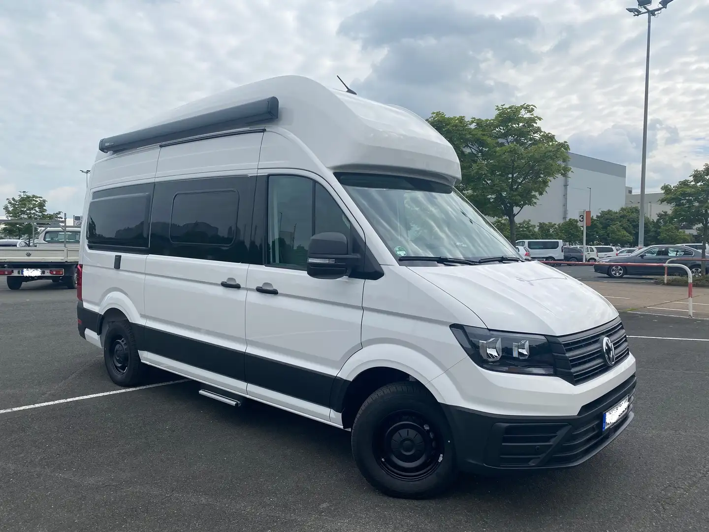 Volkswagen Grand California , Grand California Autm. VA600 Weiß - 1