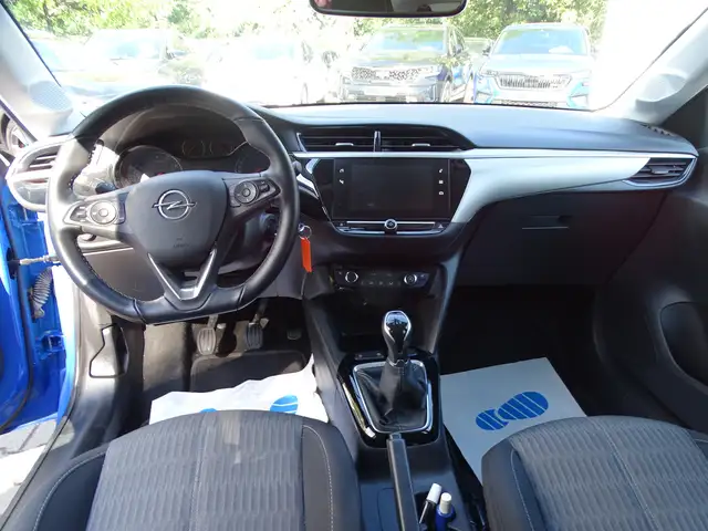 Opel Corsa view 8