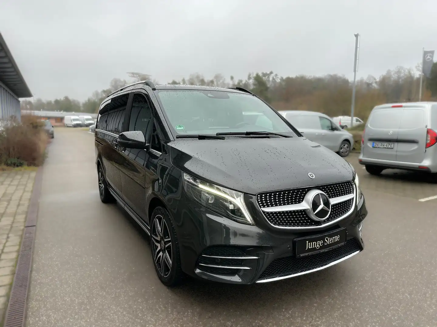 Mercedes-Benz V 300 d Exclusive+Edition+4-Matic+Panorama+AHK+ Grau - 2