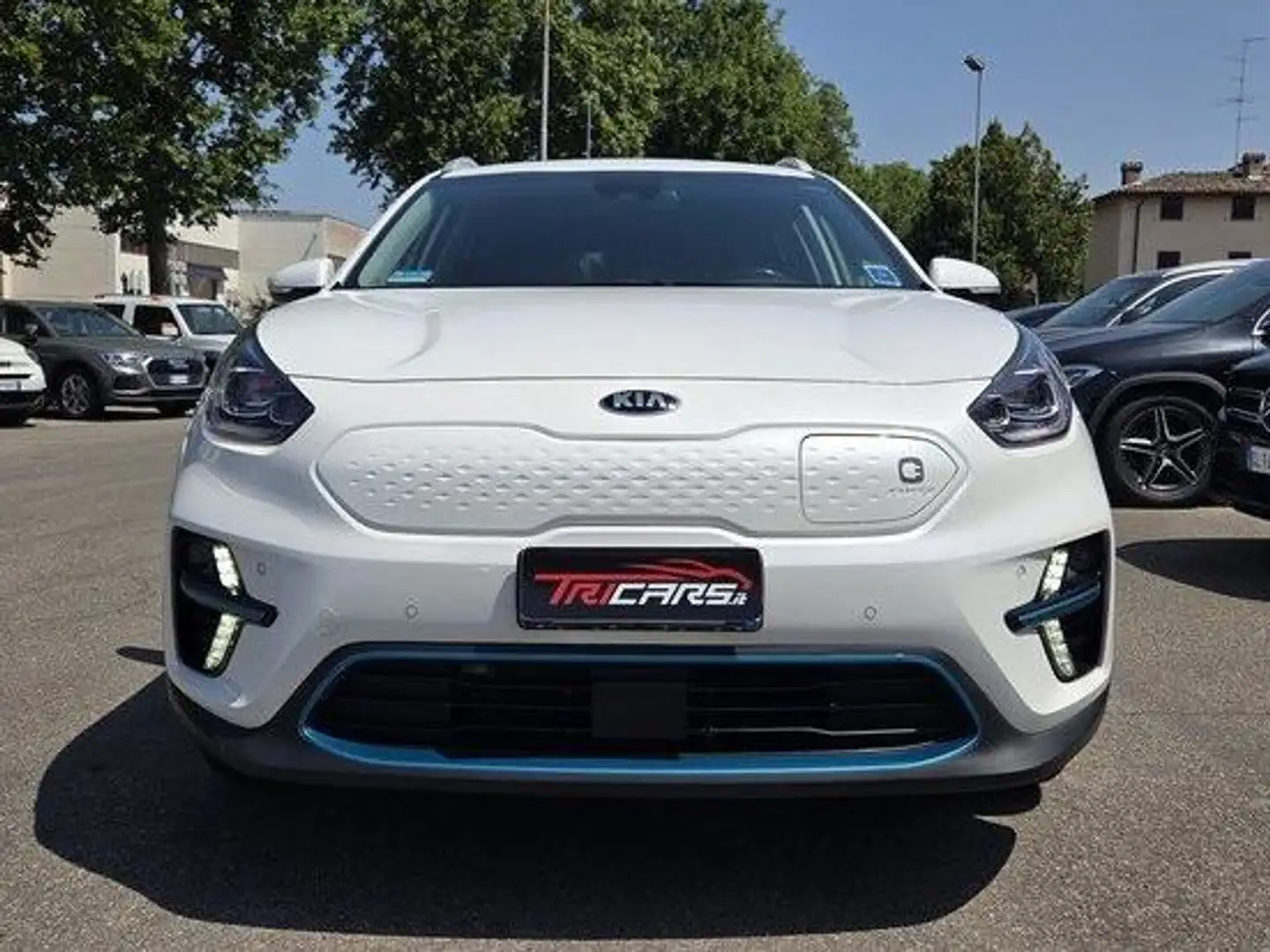 Kia Niro e-Niro 64 kWh Evolution PERMUTE OK NEOPAT. Blanco - 2